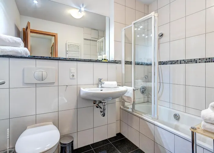 아파트 Ostseeresidenz Gorki- Park - 04 Mit Wellness Und Schwimmbad 제바트헤링스도르프